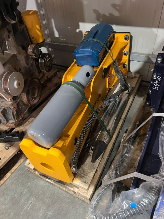 Picoane Excavator si Bukdoexcavator