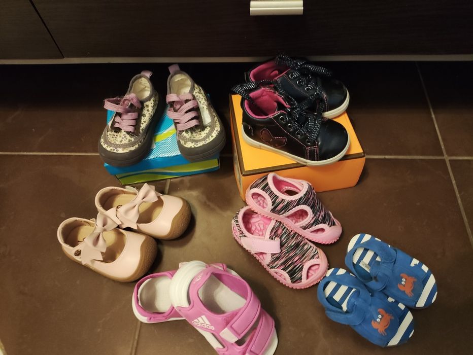 Обувь для девочки 21-23 размер