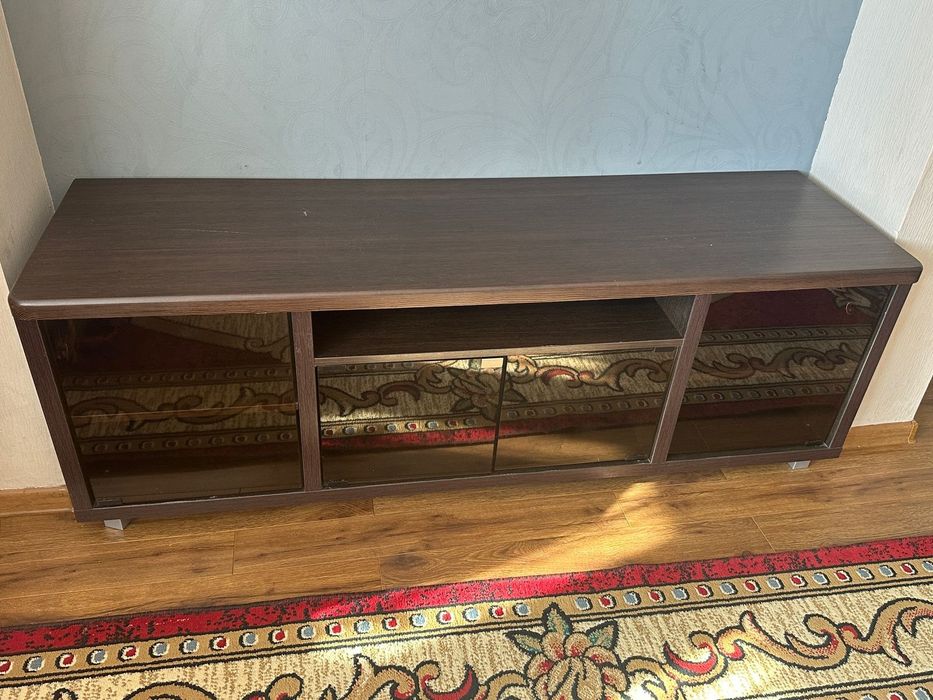 Тумба под телевизор