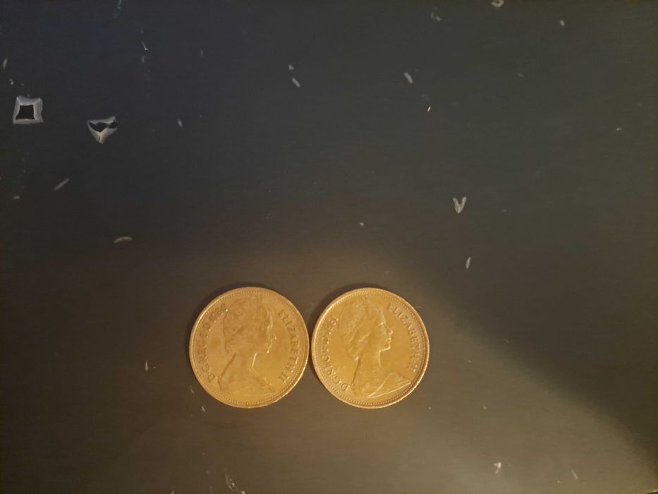Monede Regina Elisabeta New Pence 2