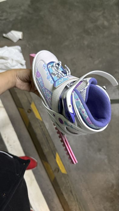 Продам коньки детские, с сумкой спец