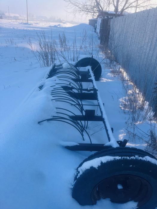 Продается трактор с прицепом