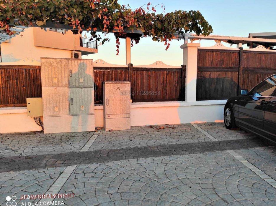 ТОП ЦЕНА / Голям двустаен до шест човека с басейн на 250м. от морето и възможност за паркиране