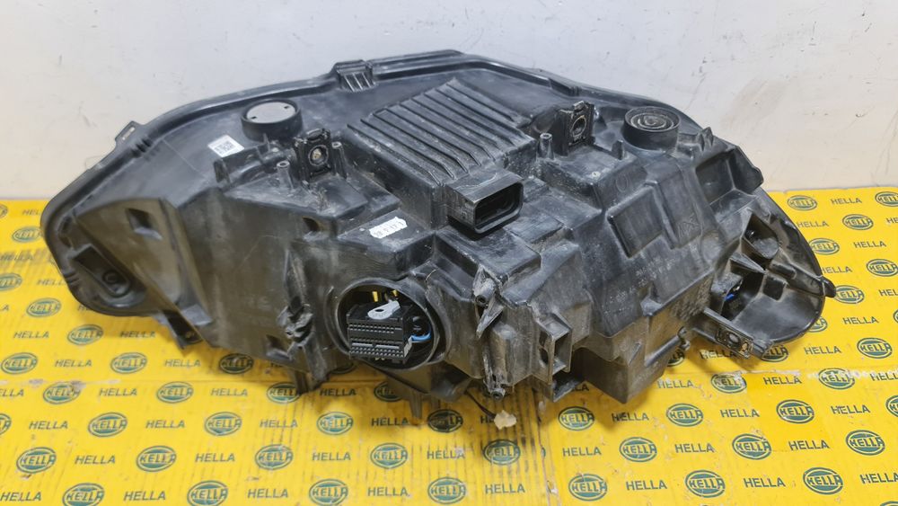 Far full led adaptiv BMW 4 F32 F33 F36 M4 lci facelift 7498919 icon