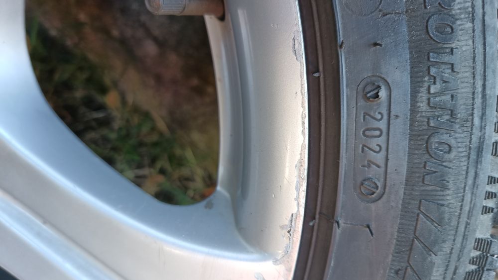 Джанти за Мерцедес 18ц. със зимни гуми 300€