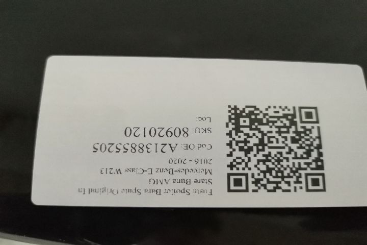 Fusta Spoiler Bara Spate Original In Stare Buna AMG Mercedes-Benz E-Cl