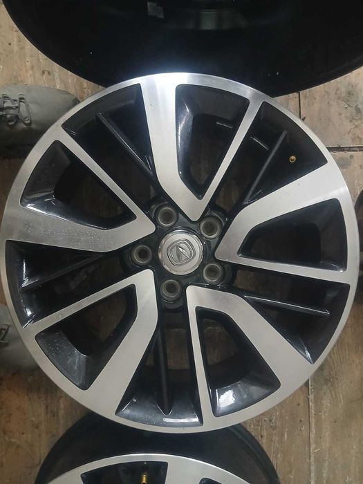 Диски новые 18 размер