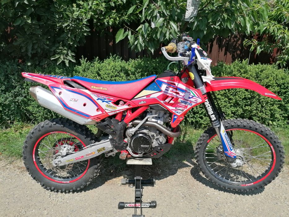 Vând Beta 450 RR
