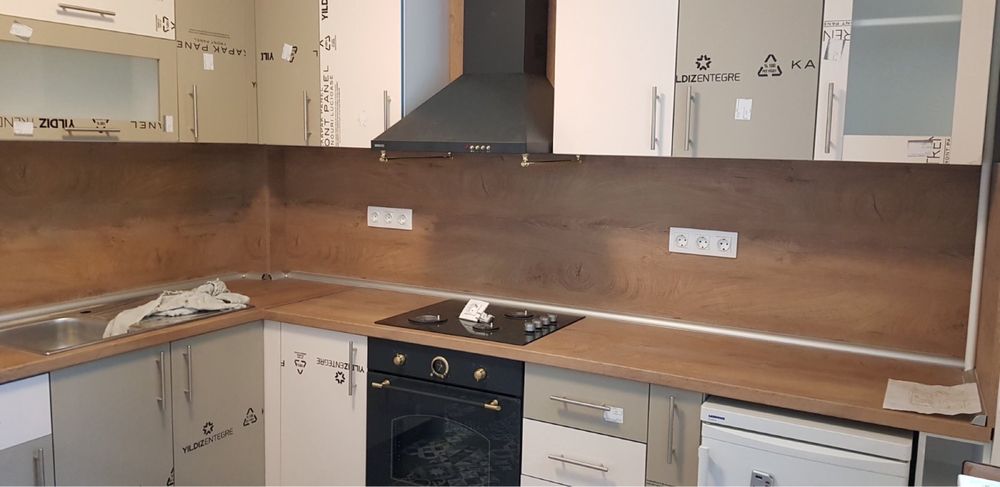 Сглобяване на мебели,монтаж,демонтаж на кухни,спални,холни секции