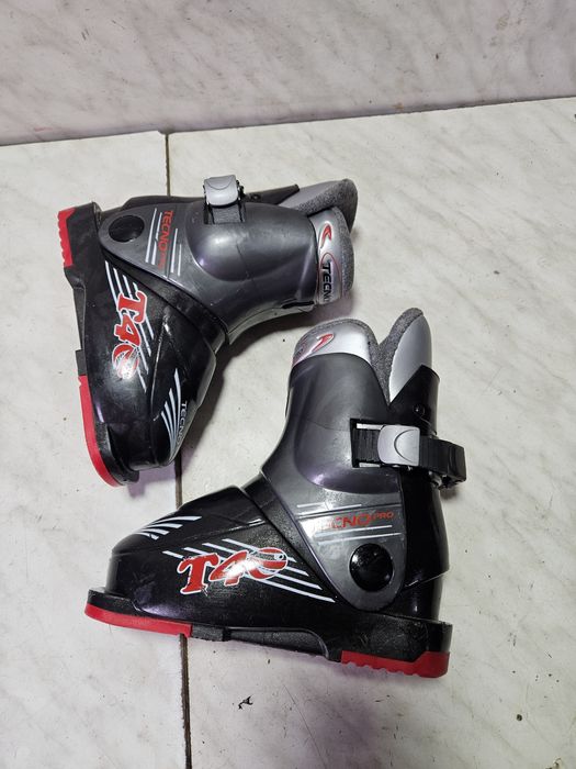 Clapari ski schi tecno pro mondo 16,5 marime 26