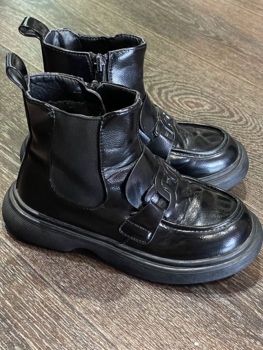 Продам ботинки детские