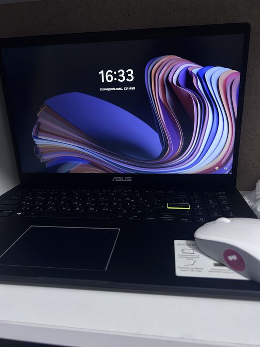 ноутбук Asus