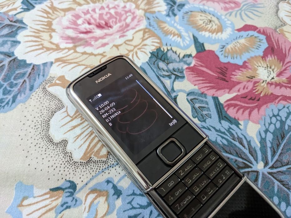 Nokia Carbon Arte 4GB