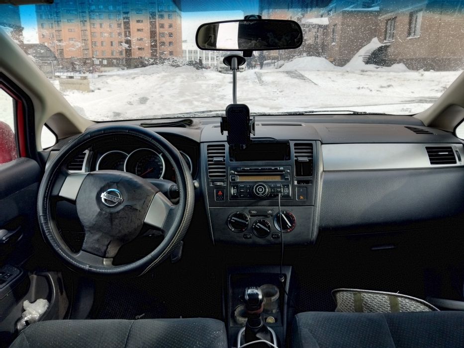 Продам Nisan Tiida 2011г