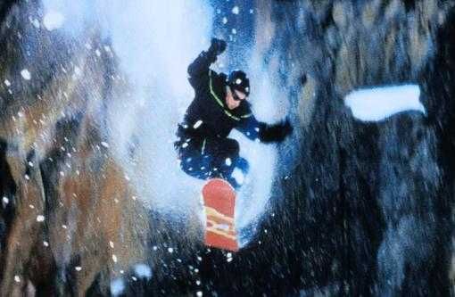 Placă snowboard modelul folosit de Vin Diesel în triplu X, impecabila!