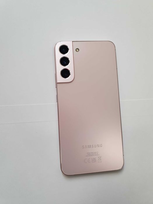 Samsung Galaxy S22 plus 5G (256GB) (перфектен)