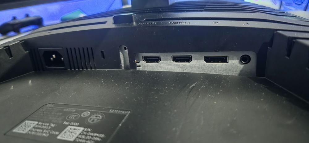 Monitor Gaming Dell S2721HGF 27 Curbat, 144Hz, 1ms, Full HD