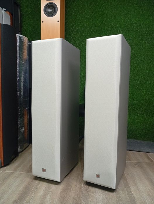 Тонколони JBL Northridge E-80 Silver