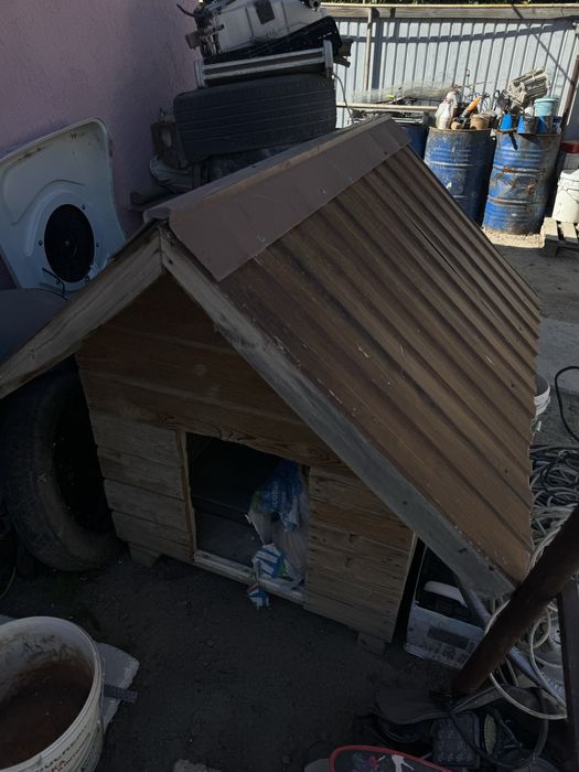 Собачья будка продаётся