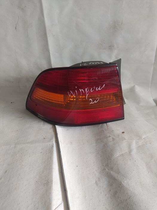 Фонари Toyota windom 20