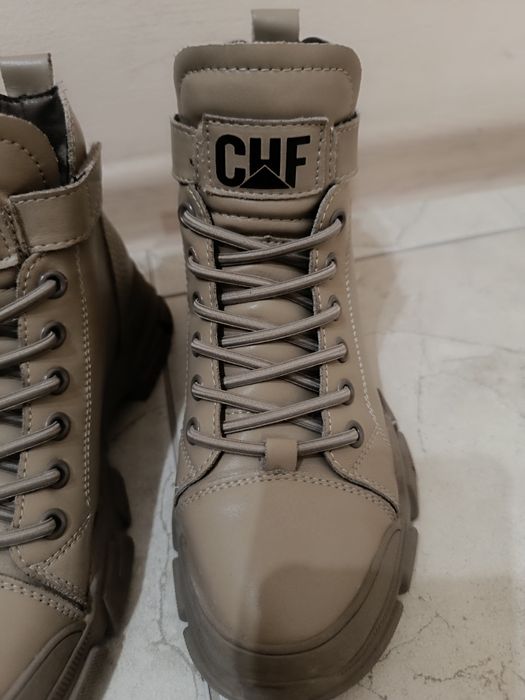 Кожаная обувь р36 на девочку