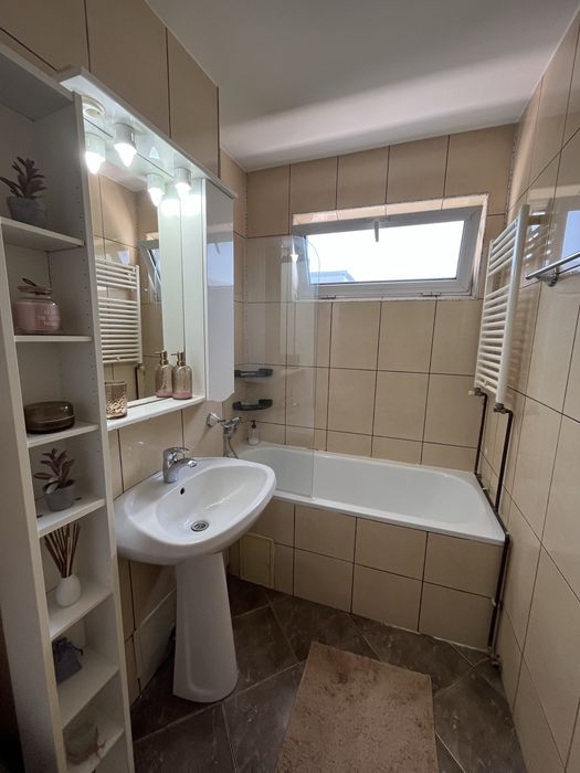 Apartament 2 camere, 55 mp, central lângă Palas – luminos, stylish, direct de la proprietar