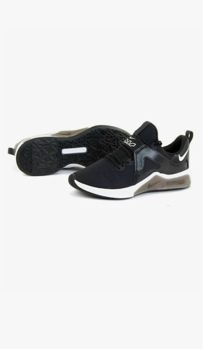 Маратонки Nike Air Max Bella TR5