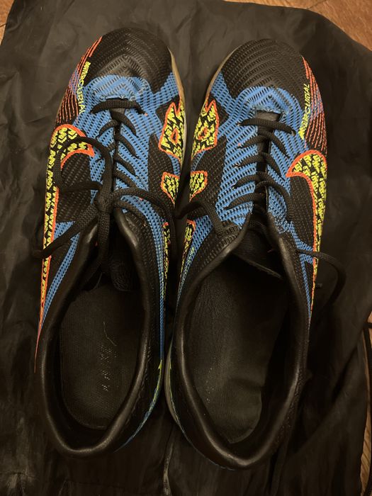 Футзалки Nike 43 р.