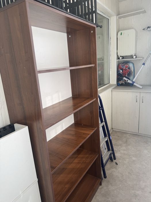 Продается  шкаф стеллаж