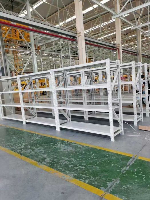 P'latdan yasalgan etajerka\ железный грузоподъемный стеллаж для склада