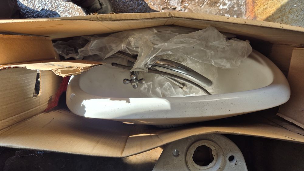 Продам  в комплекте