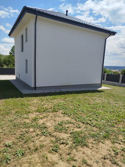 Vând   casă nouă  la cheie în cartier Burdujeni, Suceava