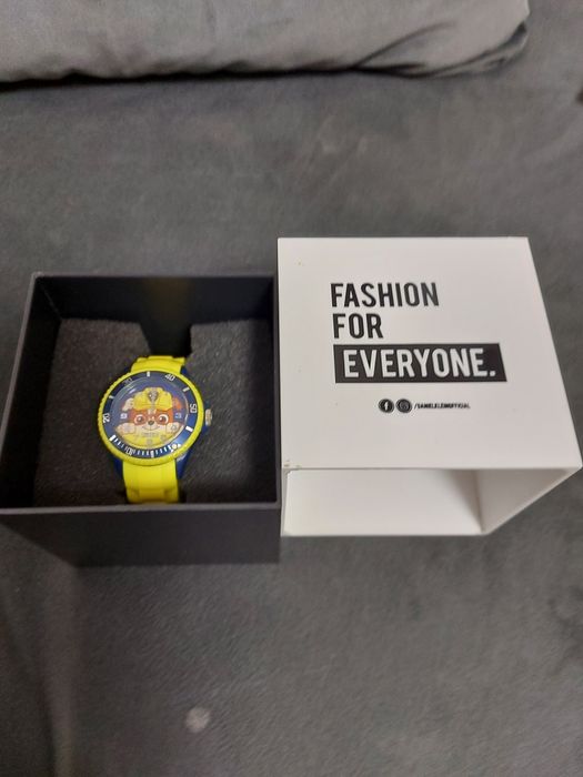 Vand ceas pentru copii