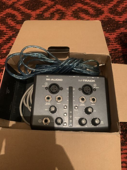 M-Audio M-Track,Condenser Microphone...