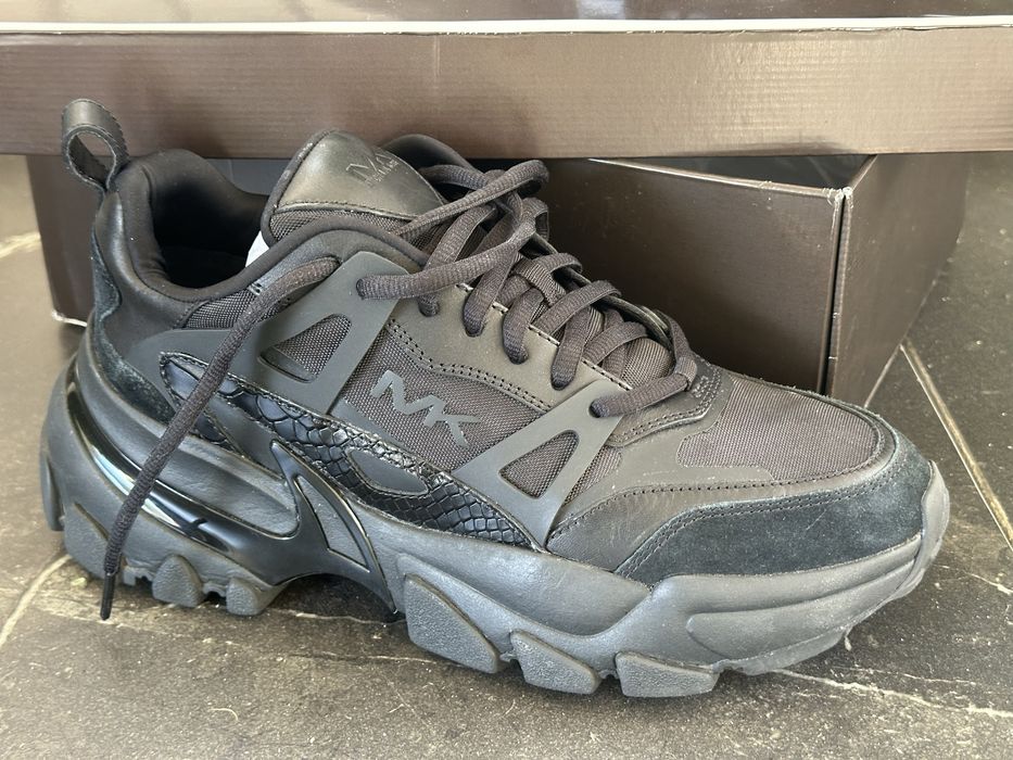 Tenisi sneakers michael kors mk marimea 43. 8.5 negri impecabili