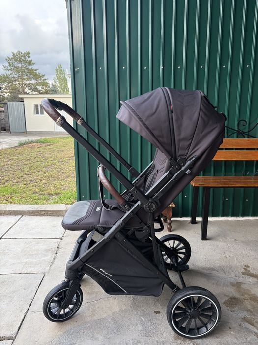 Коляска в отличном состоянии