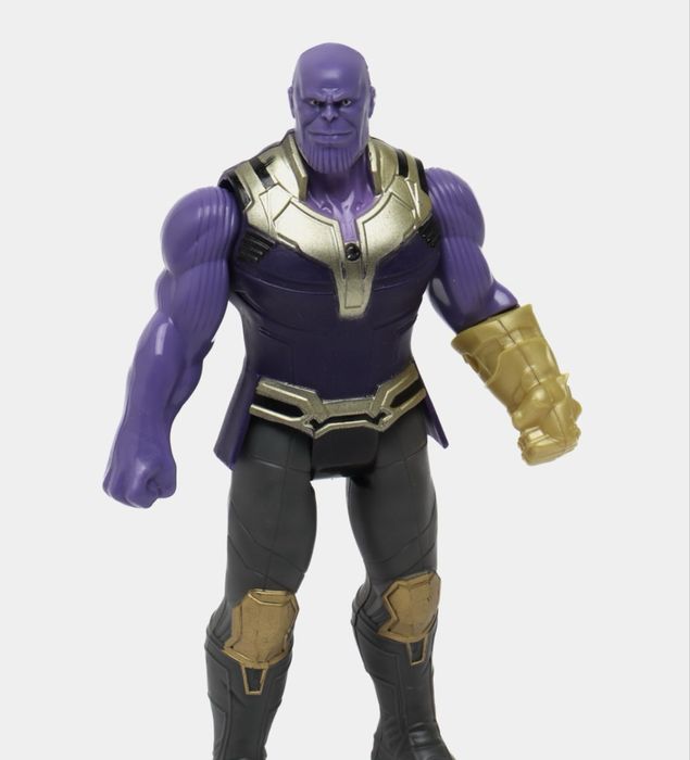 Продам фигурку Таноса Марвел