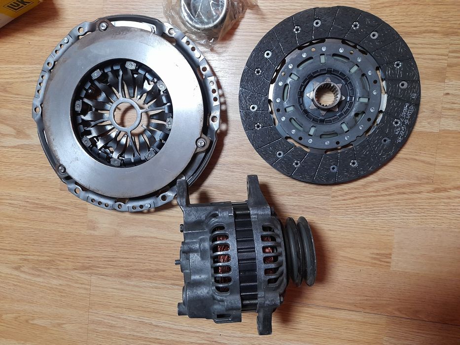 Vind chit ambriaj complet Toyota Avensis2007.
