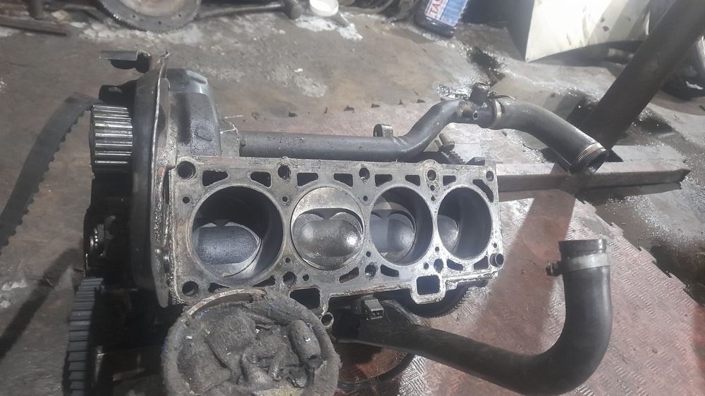 Продам блок ваз 8 клапанный