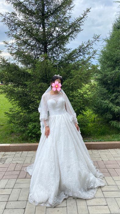 Свадебное платье