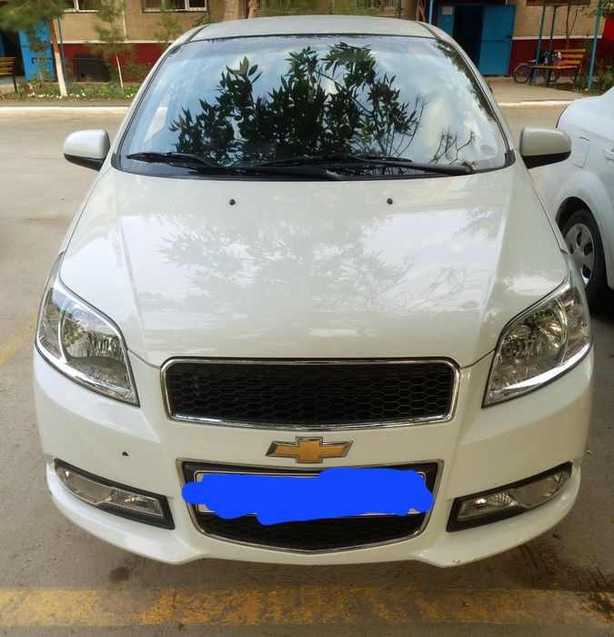 Автомобиль нексия3