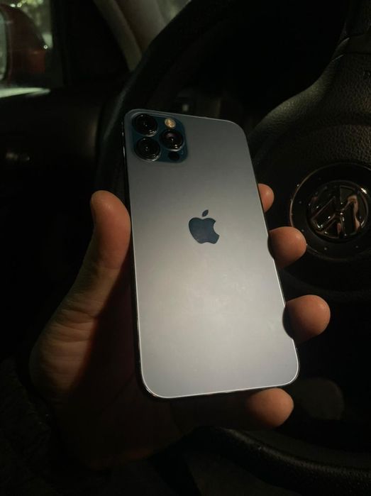 Продам iPhone 12 pro