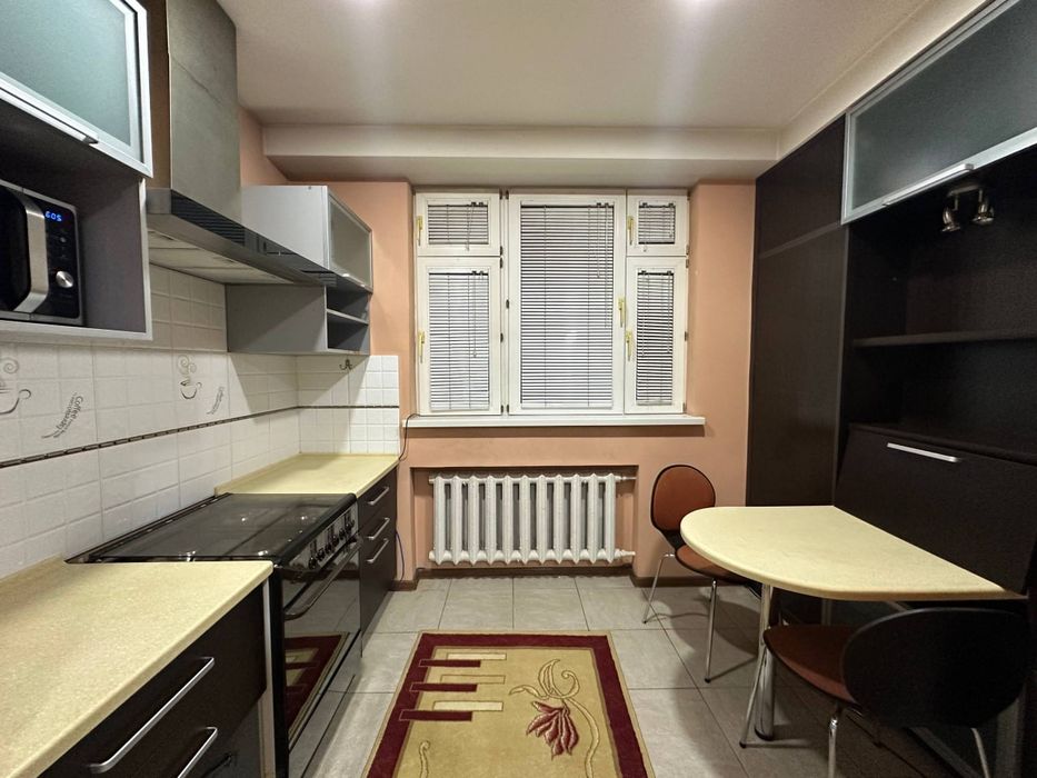 (5) Сдается Шох Мед Центр 3/4/9 130м²