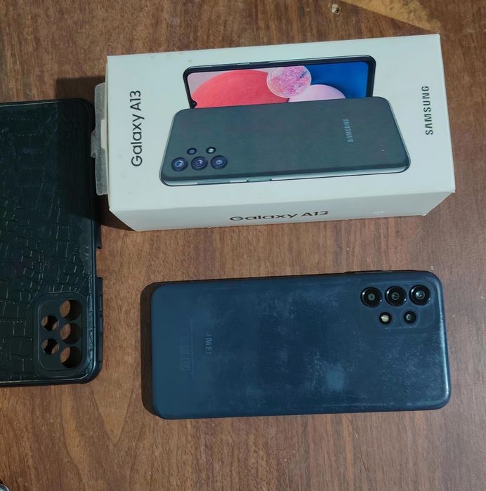 Samsung a 13. Telfoni  550000 ming holati yahshi  batareykasi a'lo dar