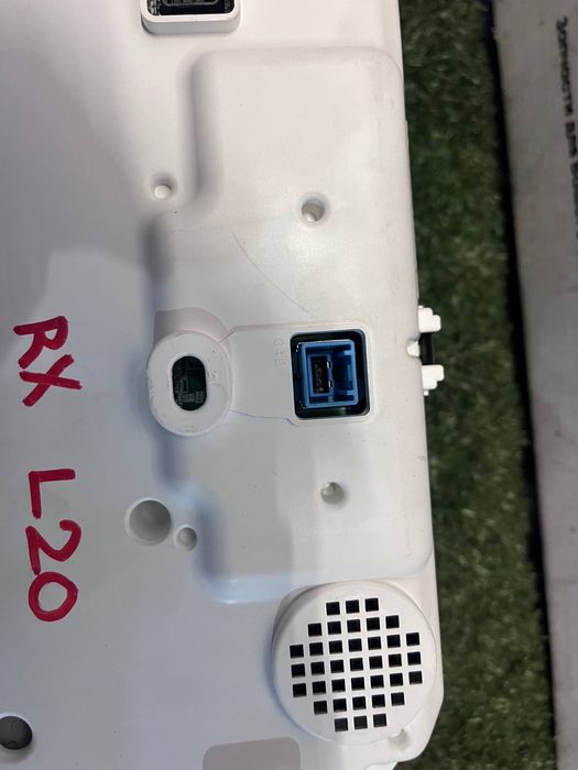 Щиток прибор Панель прибор Lexus RX L20 европеец