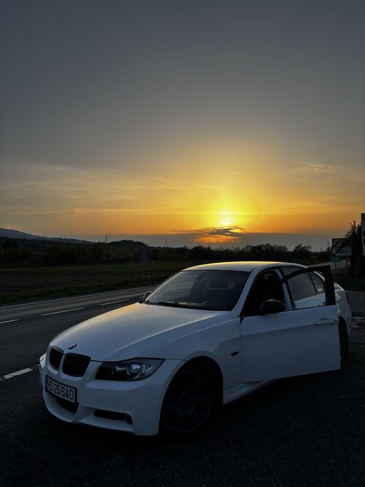 BMW 3 Series 0 — imagine 4