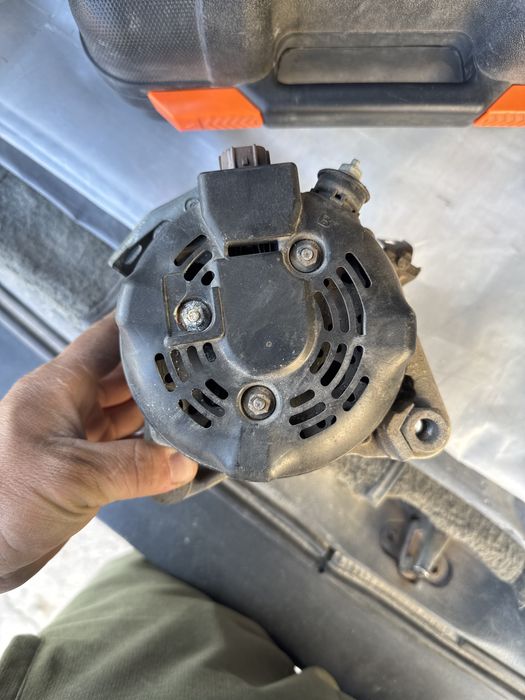 Генератор на камри