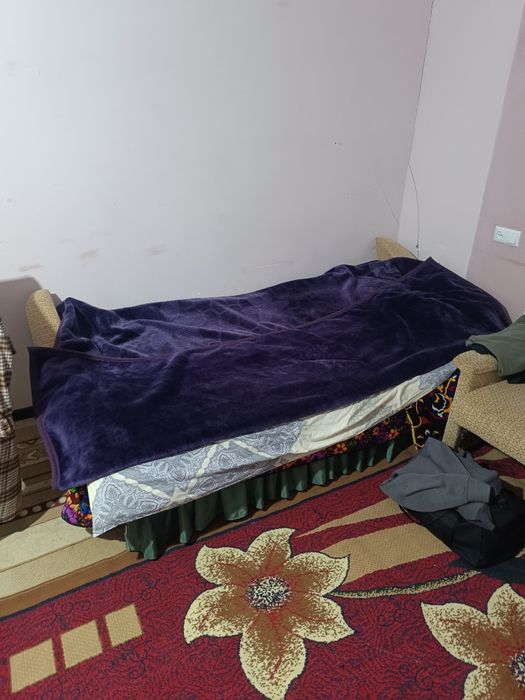 Диван 2 та кресло билан