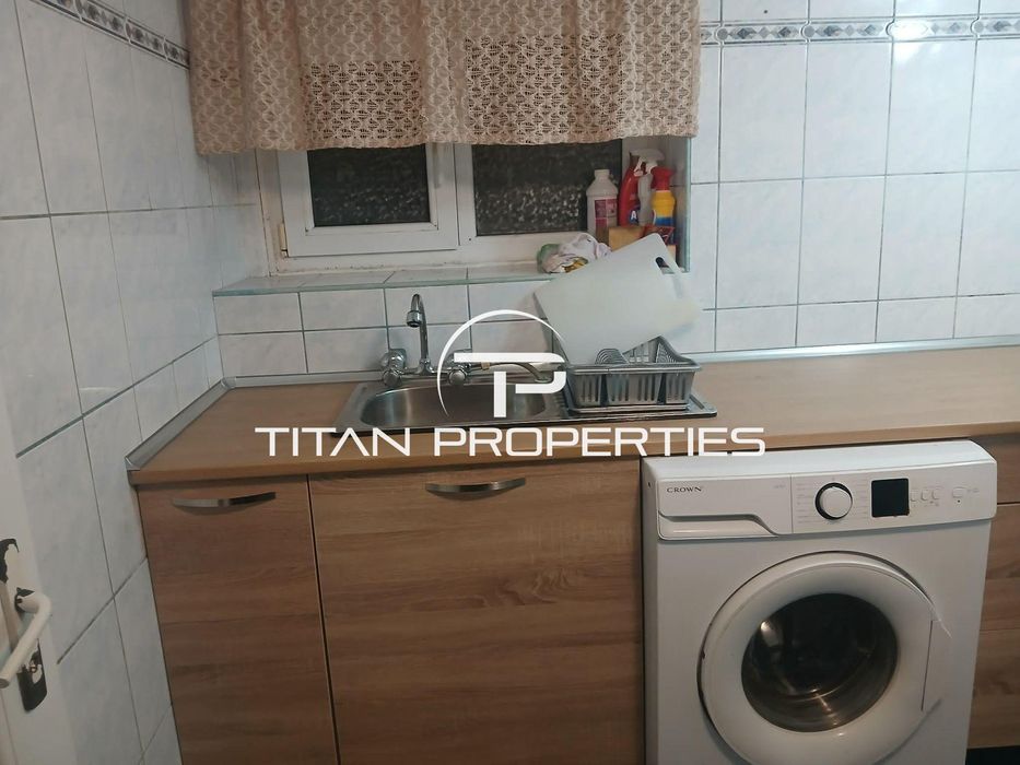 Дава се под наем Едностаен апартамент в Варна, Цветен квартал - 15 кв.м за 178.5 € - Снимка #1