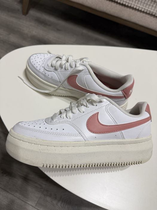 Дамски обувки Nike Court Vision Alta